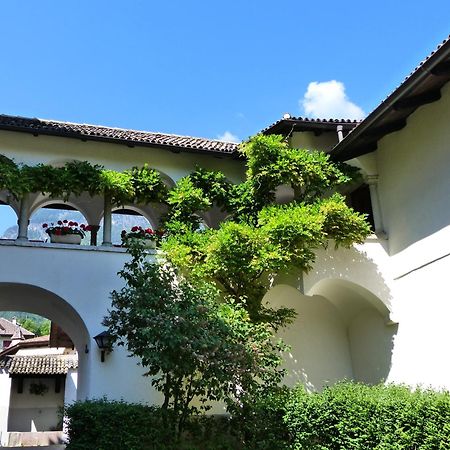 Apartments Schloss Paschbach Appiano Sulla Strada Del Vino Exterior foto