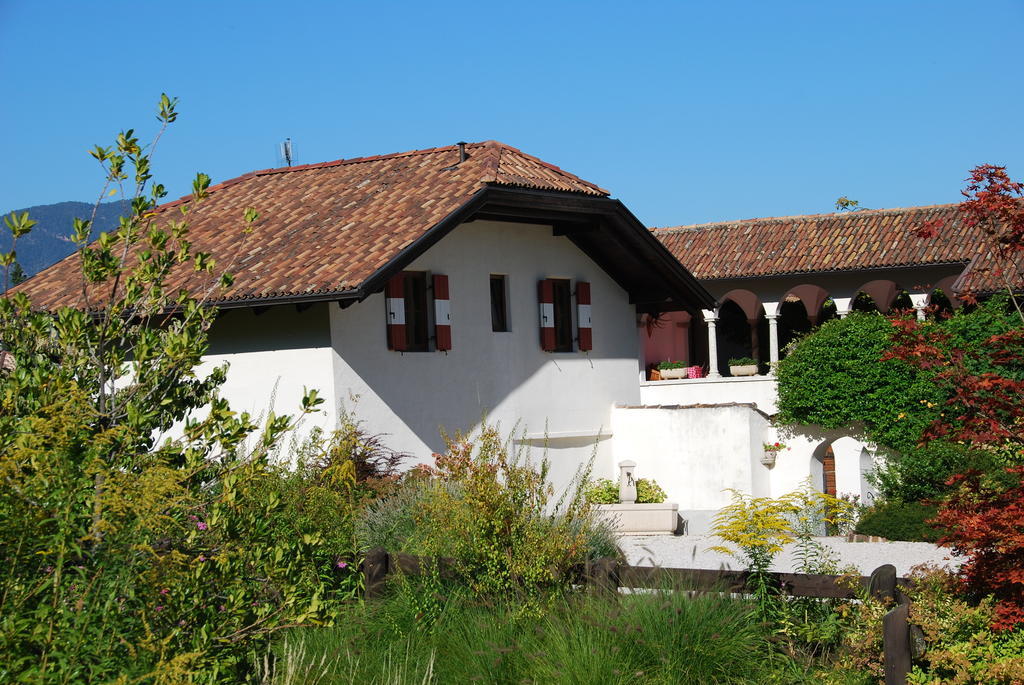 Apartments Schloss Paschbach Appiano Sulla Strada Del Vino Cameră foto